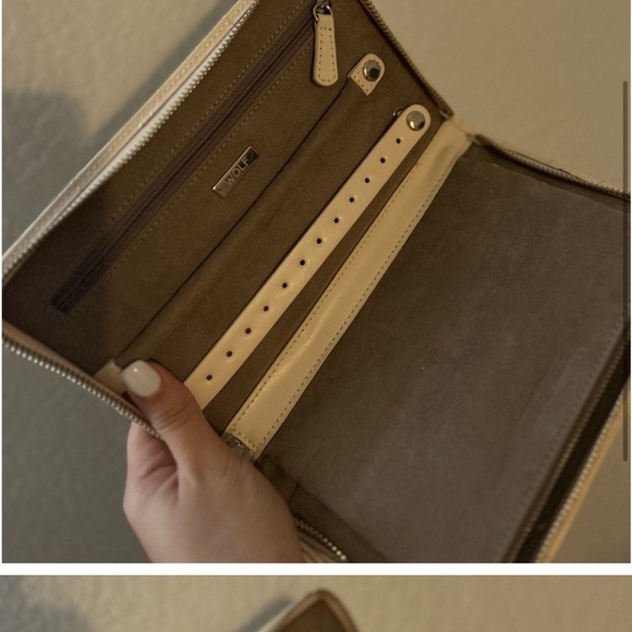 Bundle - Picture 1 of 2